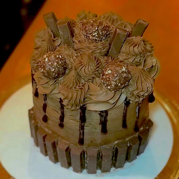 Chocolate cake by Jordan Legend